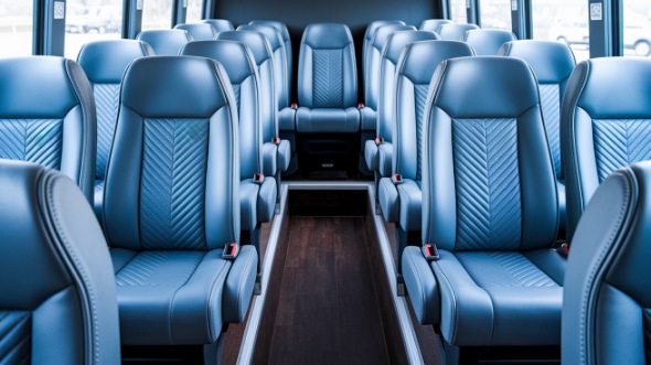 28 passenger minibus interior manitowoc