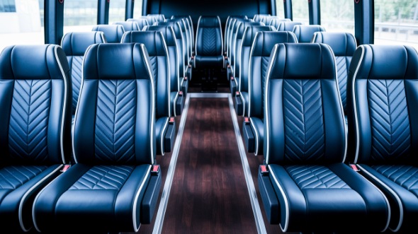 30 passenger minibus rental manitowoc