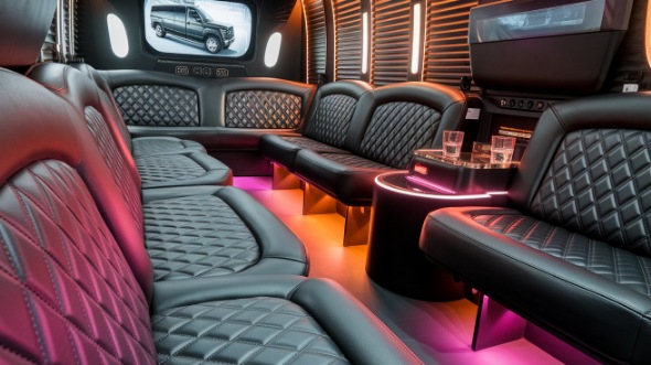 party bus rental inside manitowoc